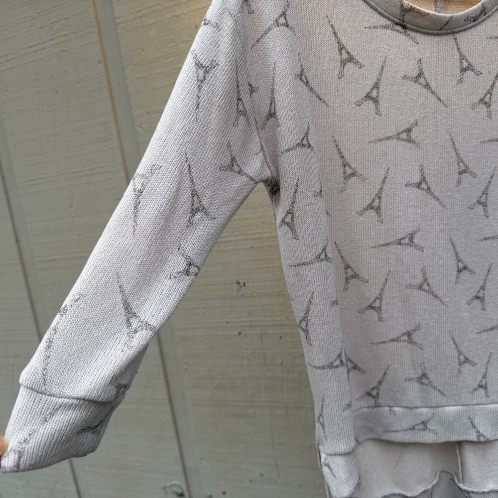 Rebellious One White Knit Hi-Lo Eiffel Tower Sweater 3/4 sleeve size medium - Picture 5 of 6